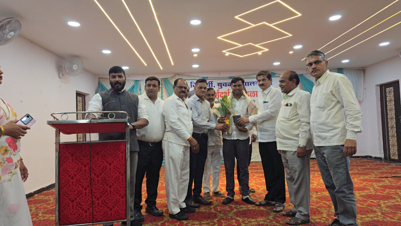 पोटट्यांनो मेहनत ही सफलता की कुंजी है– प्रो. नितेश कराले