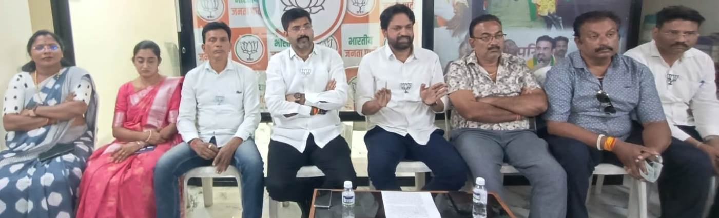 पुलिस कार्रवाई पर सियासी विवाद तेज